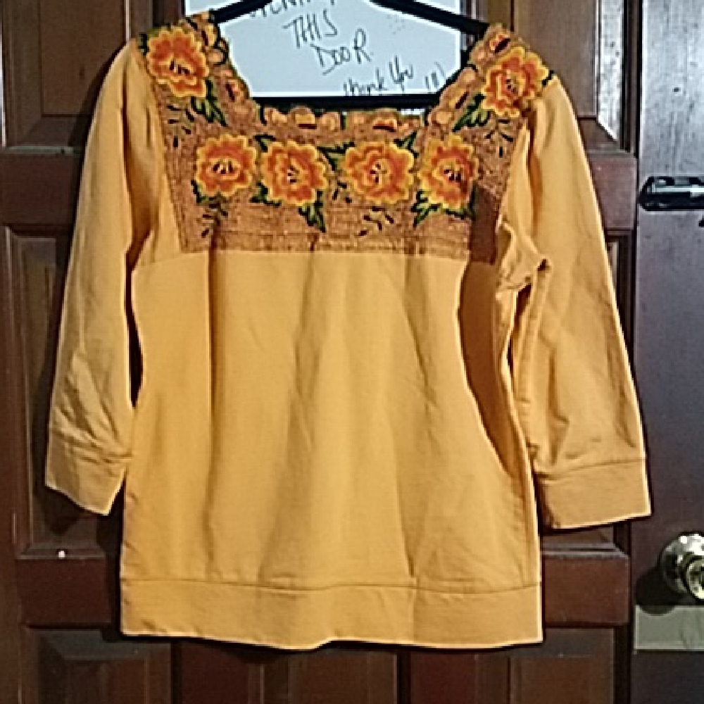 Yellow Floral Embroidered Top - Picture 5 of 7